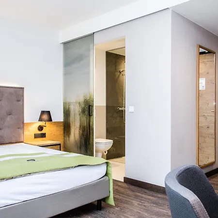 Forster Am - Bei Landshut 3*