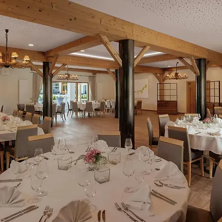 Forster Am - Bei Landshut 3*